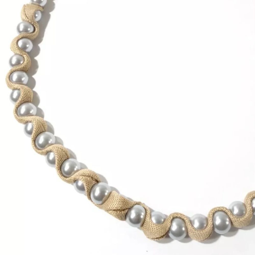 — Lee Angel — Metallic Pearl & Ribbon Necklace - Picture 2 of 7
